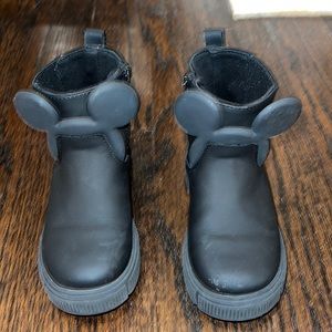 ZARA BOYS/GIRLS/UNISEX ZIPUP BOOTS W/ DISNEY MICKEY MOUSE EARS. EXCELLEN…